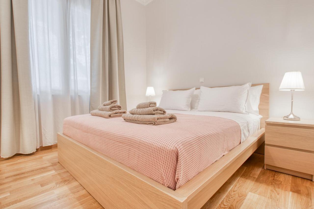 Modern 2-Bedroom Apt, 200M From The Acropolis Athen Exterior foto
